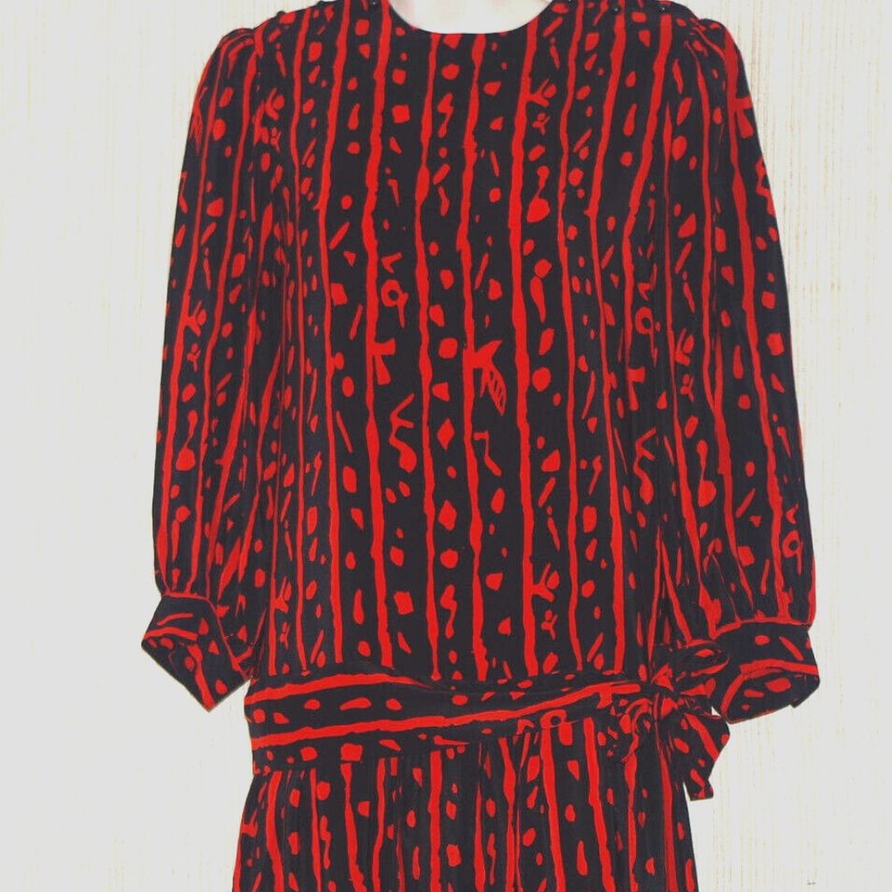 Maggy London by Jeannene Booger Silk Red Black 3/4 Sleeve Waist Tie Dress Size:4